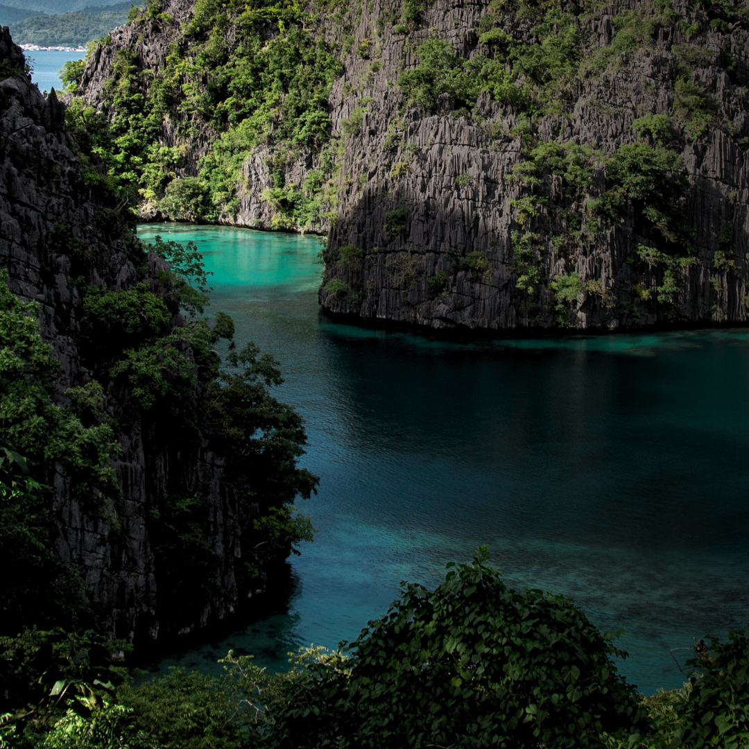 Surfing retreat lagoon
